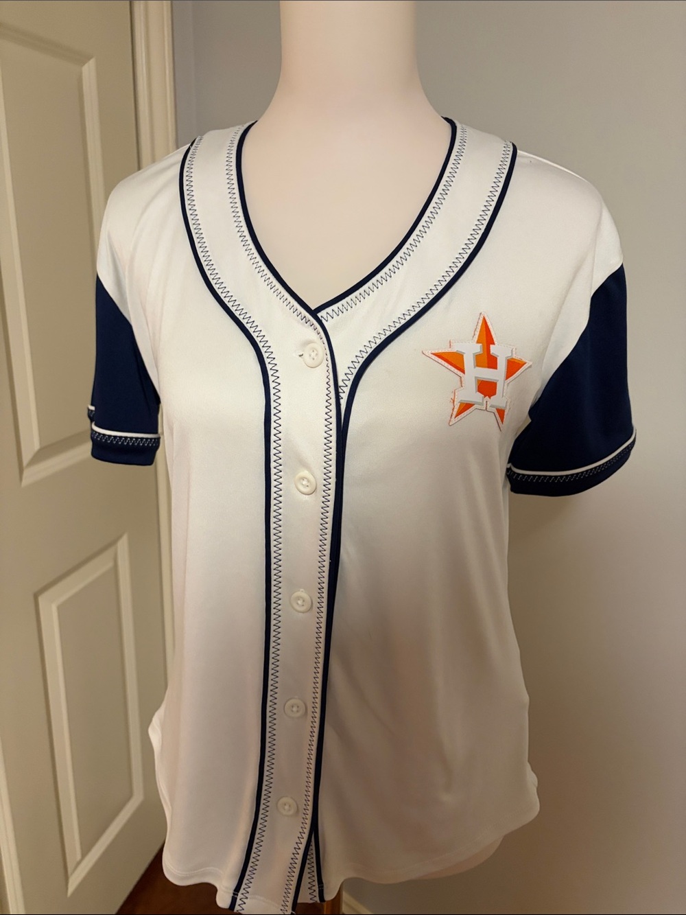 Women’s Astros Button-Up Jersey